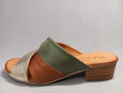 Klapki damskie Piazza 900147-07