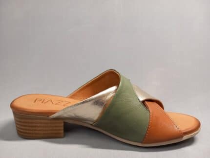 Klapki damskie Piazza 900147-07