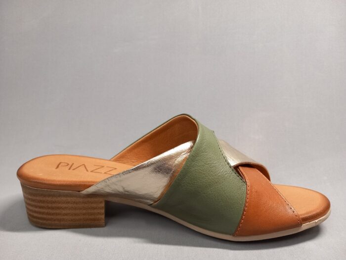 Klapki damskie Piazza 900147-07